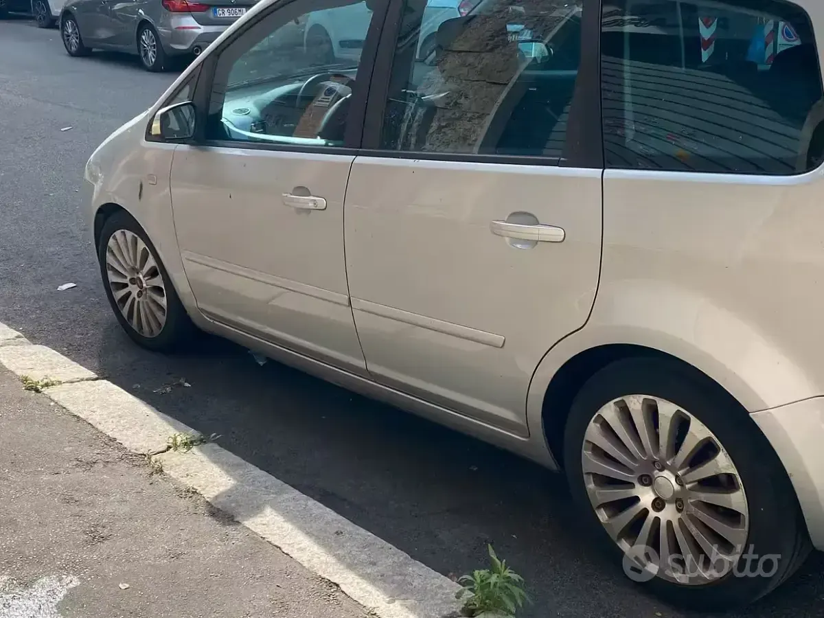 Usata Ford C-MAX 109 CV (80 kW) 2008 Grigio Monovolume