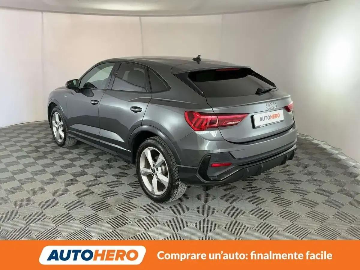Usata Audi Q3 S-Line 150 CV (110 kW) 2022 Grigio SUV