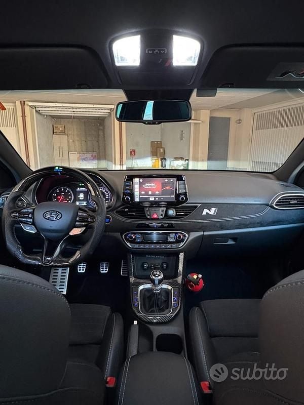 Usata Hyundai i30 410 CV (301 kW) 2021 Blu Berlina