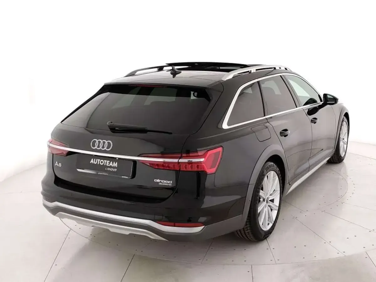 Usata Audi A6 Allroad Ambiente 245 CV (180 kW) 2023 Nero metallizzato Station wagon
