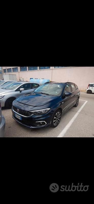 Usata Fiat Tipo 120 CV (88 kW) 2020 Blu Station wagon