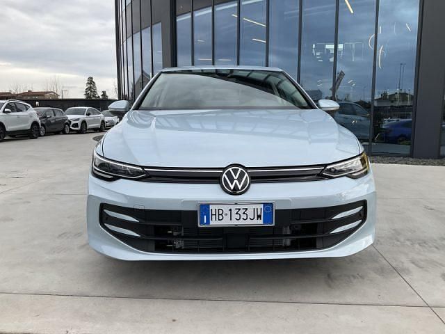 Nuova VW Golf VIII 150 CV (110 kW) 2025 Blu/azzurro Berlina