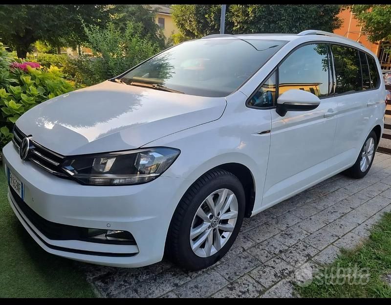 Usata VW Touran 150 CV (110 kW) 2017 Bianco Monovolume