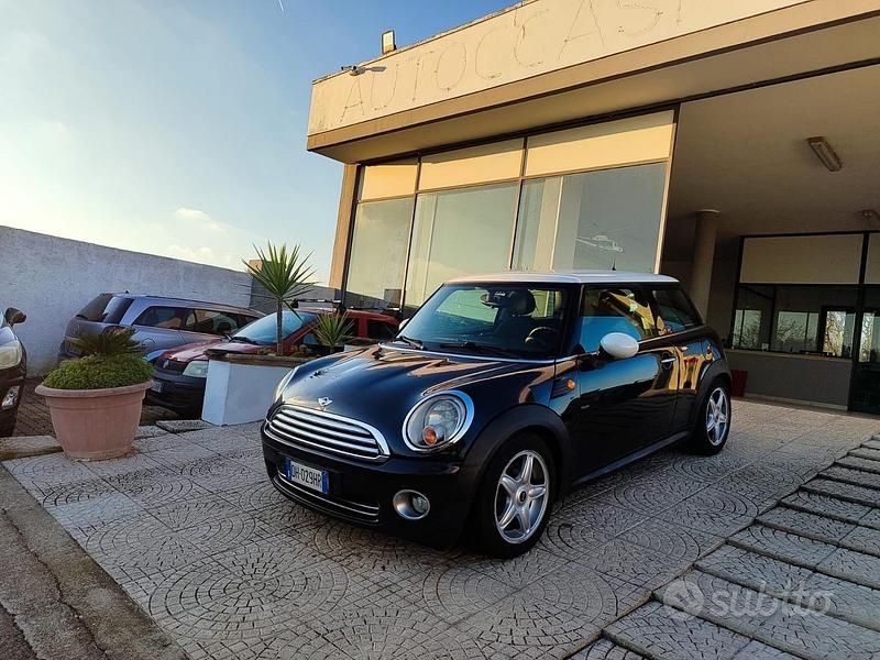 Usado Mini Cooper Chili 120 CV (88 kW) 2007 Negro Utilitario