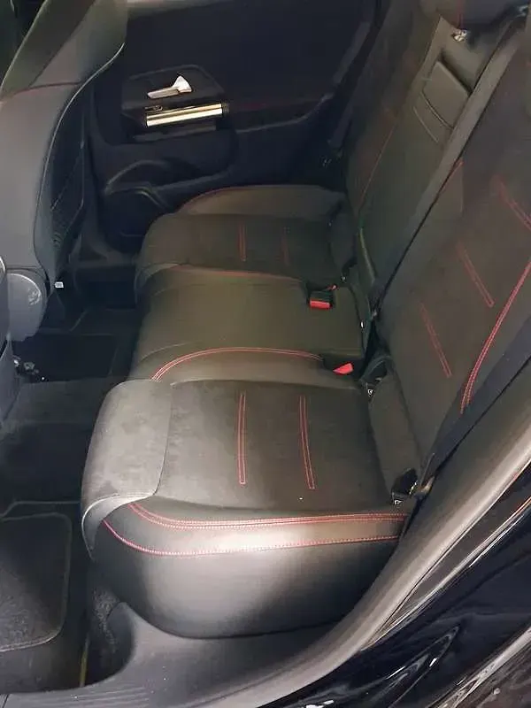Usata Mercedes B200 Premium 150 CV (110 kW) 2020 Nero Utilitaria