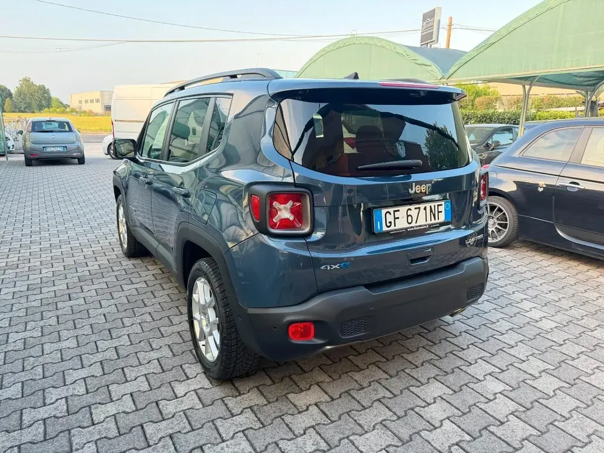 Usata Jeep Renegade Limited 179 CV (131 kW) 2021 Blu SUV