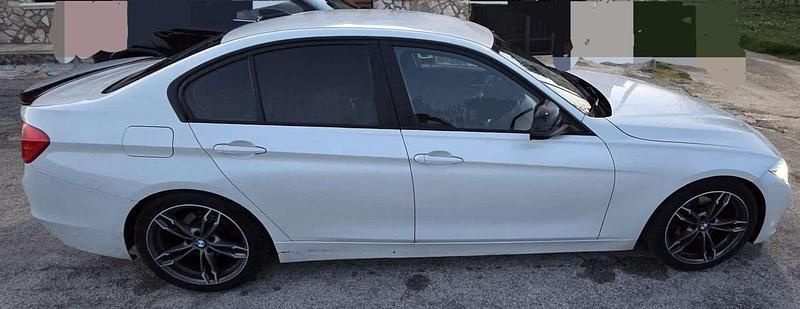 Usata BMW 318 143 CV (105 kW) 2014 Berlina