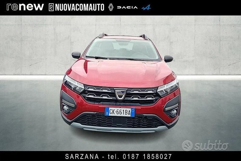Usata Dacia Sandero Essentiel 91 CV (66 kW) 2022 Rosso dinamico Berlina
