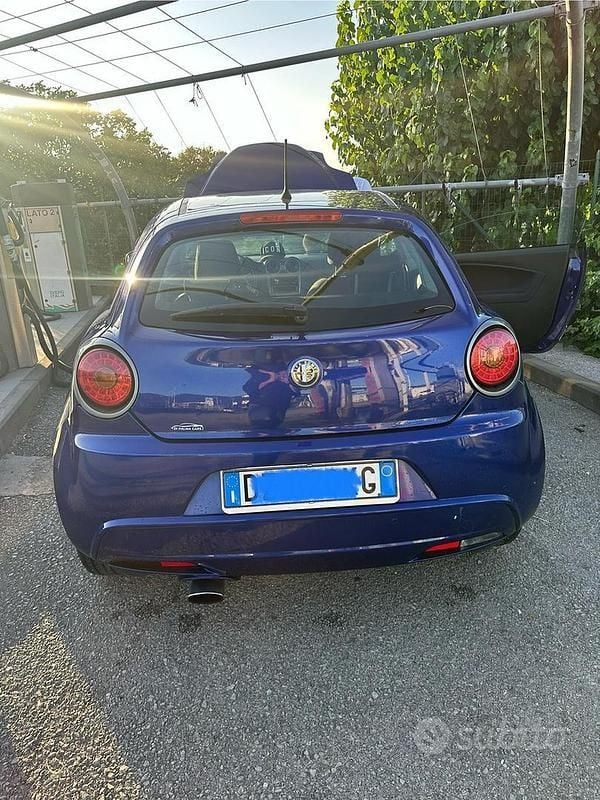 Usata Alfa Romeo MiTo 95 CV (69 kW) 2009 Blu Utilitaria