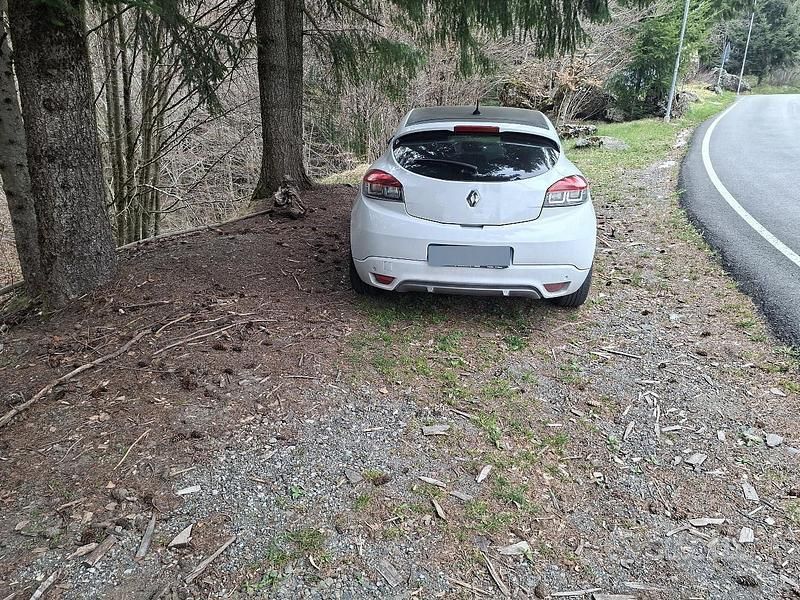 Usata Renault Mégane III 110 CV (80 kW) 2015 Bianco Coupé