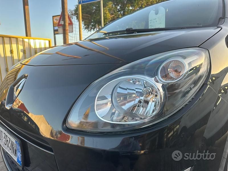Usata Renault Twingo Dynamique 75 CV (55 kW) 2009 Nero Utilitaria