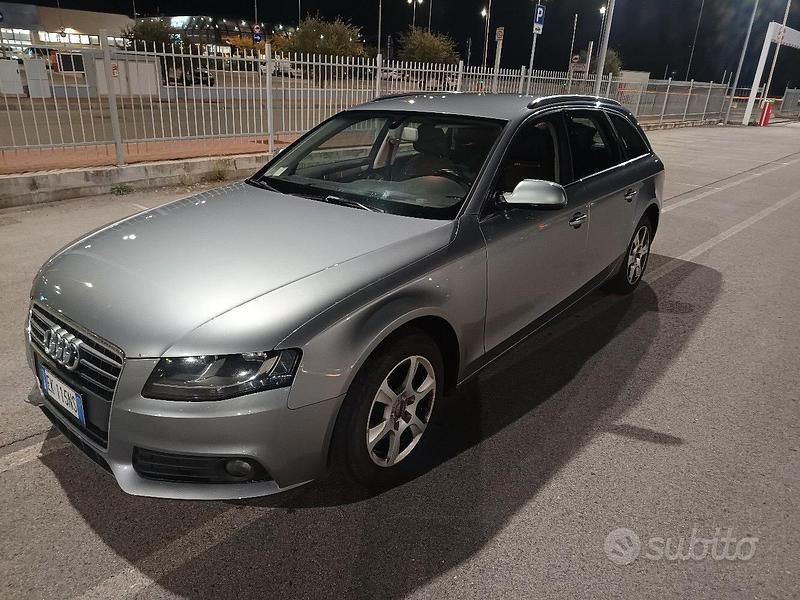 Grigio Usata 2011 Audi A4 Station wagon | 6000 € (Ottimo prezzo) - Immagine 1/4