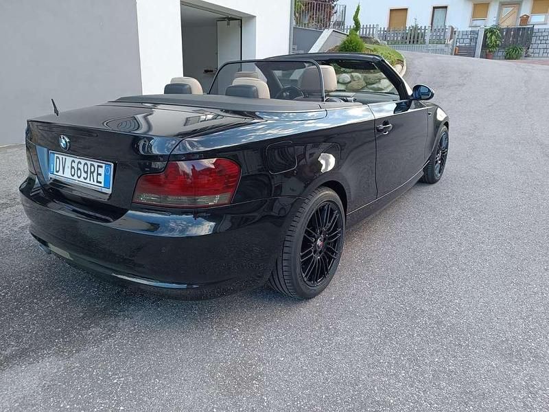 Usata BMW 120 Cabriolet 177 CV (130 kW) 2009 Cabrio