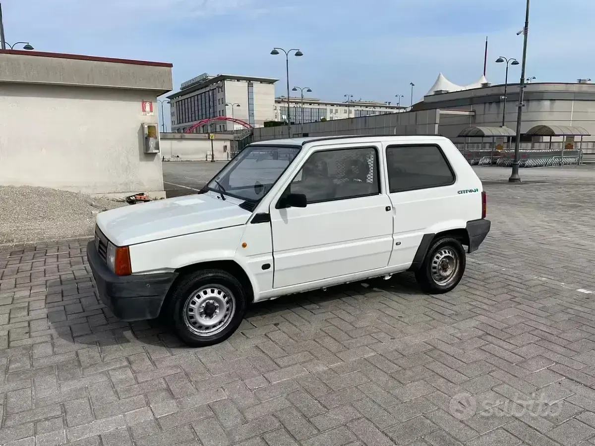 Usata Fiat Panda Business 54 CV (39 kW) 2002 Bianco Furgone