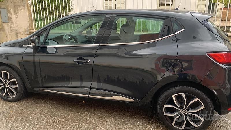 Usata Renault Clio IV 78 CV (57 kW) 2016 Nero Berlina