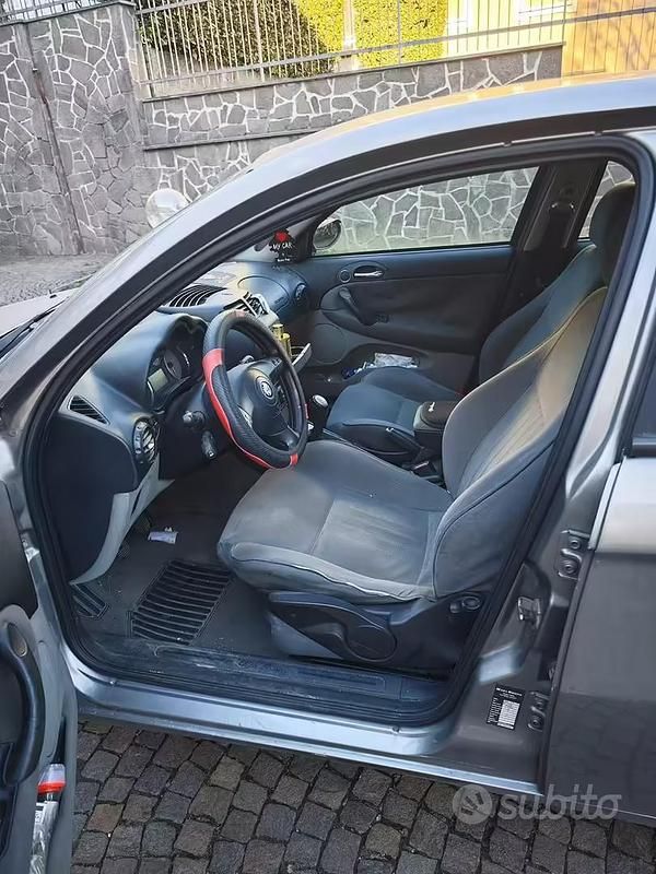 Usata Alfa Romeo 147 2007 Grigio Utilitaria