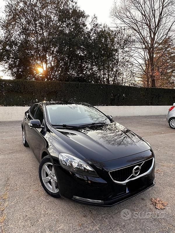 Usata Volvo V40 2017 Nero Berlina