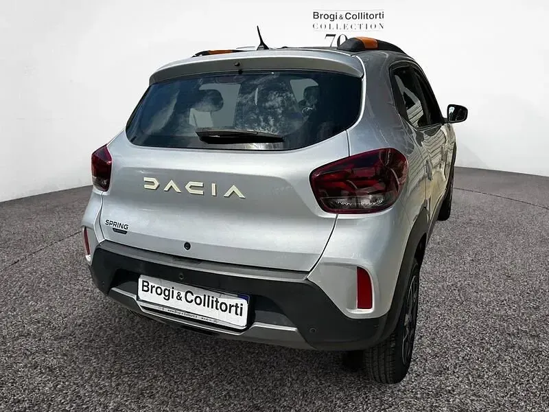 Usata Dacia Spring Comfort 33 kW (45 CV) 2023 Grigio Utilitaria