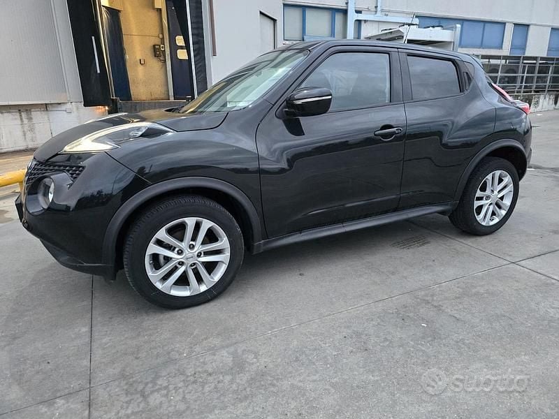 Usata Nissan Juke N-Connecta 116 CV (85 kW) 2015 Nero SUV