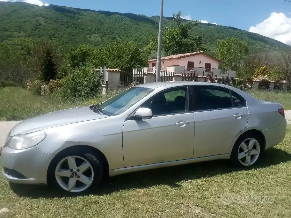 Usata Chevrolet Epica 150 CV (110 kW) 2007 Grigio Berlina