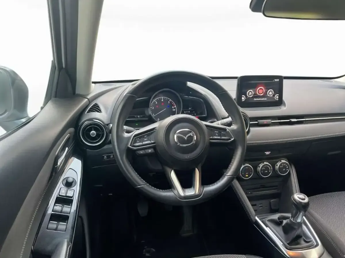 Usata Mazda 2 Exceed 105 CV (77 kW) 2018 Arctic white Berlina