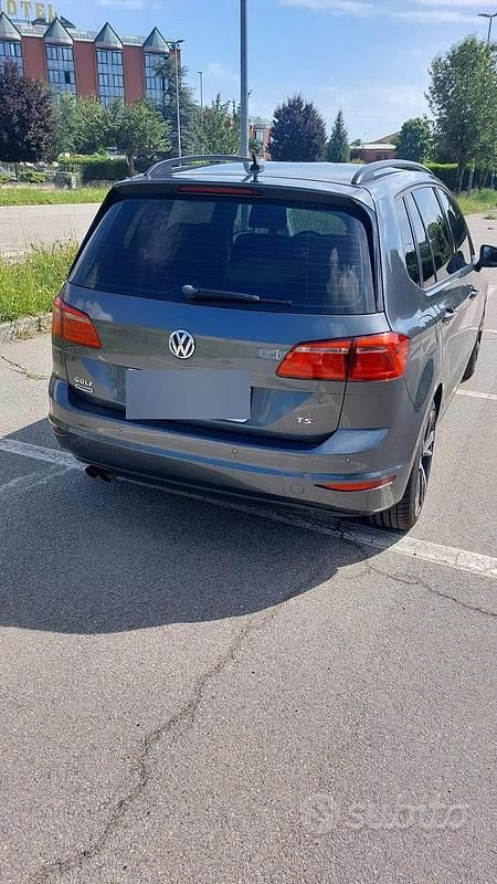 Usata VW Golf Sportsvan Comfortline 125 CV (91 kW) 2017 Monovolume