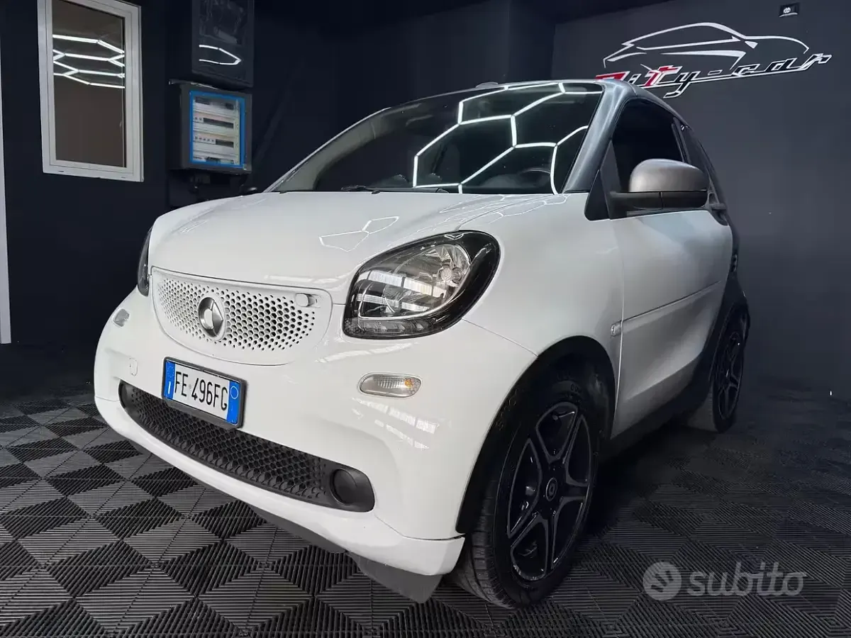 Usata Smart ForTwo Cabrio 90 CV (66 kW) 2016 Bianco Cabrio