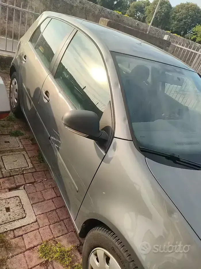 Usata VW Golf V 115 CV (84 kW) 2007 Berlina