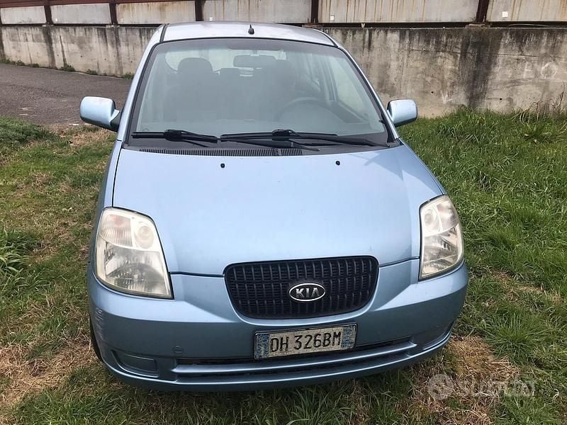 Usata Kia Picanto LX 60 CV (44 kW) 2007 Grigio Utilitaria