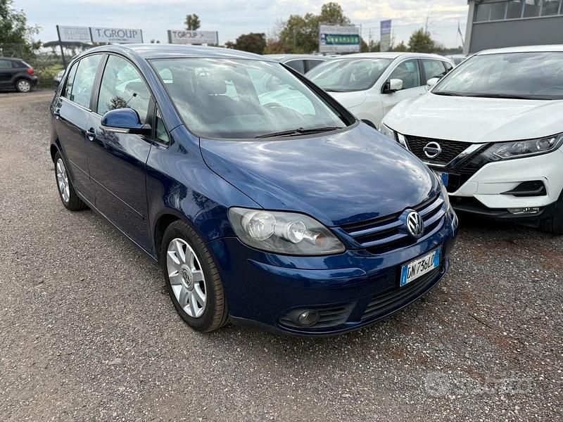 Blu Usata 2005 VW Golf Sportline Tre volumi | 3890 € (Cara) - Immagine 1/4