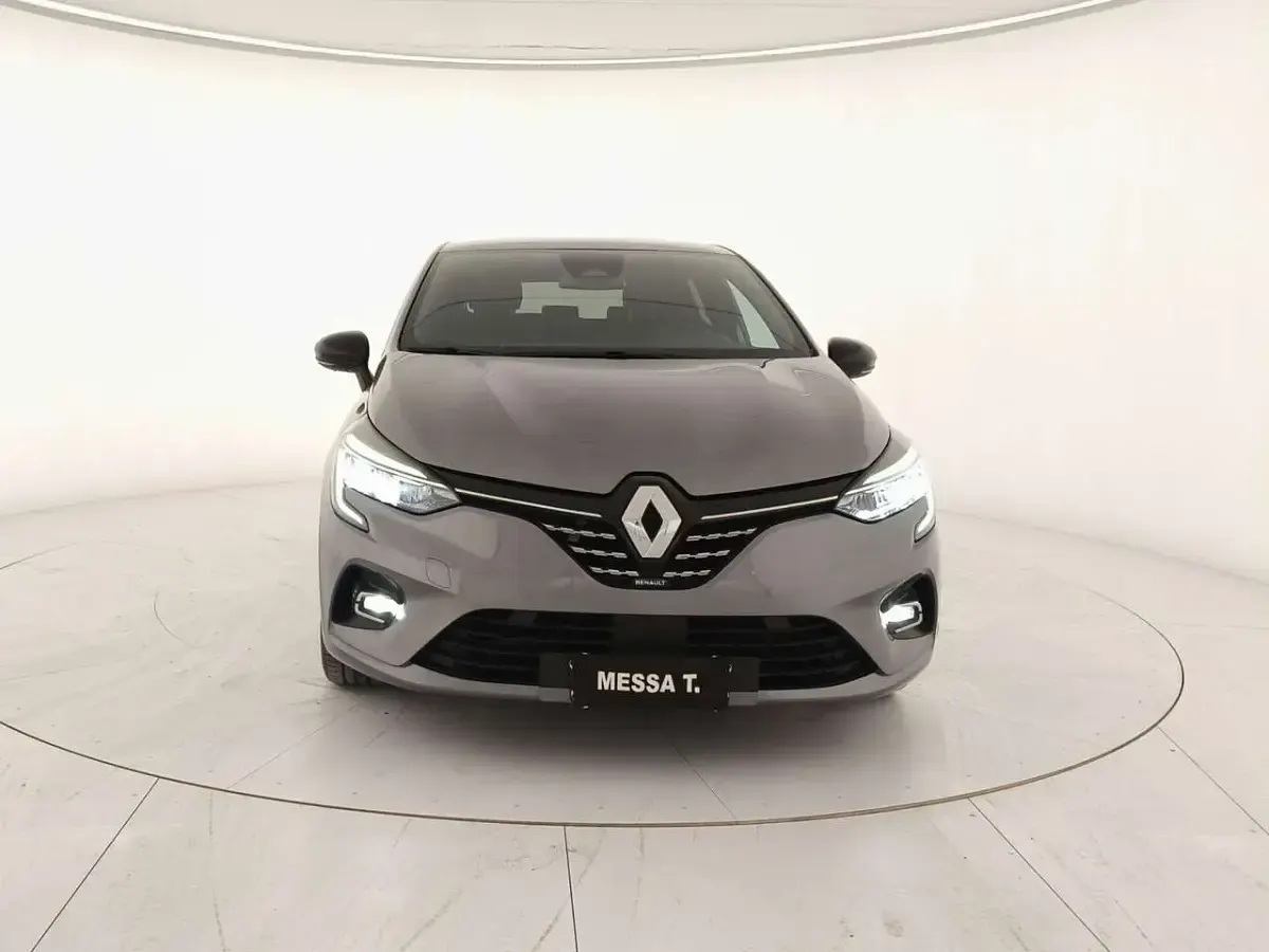 Usata Renault Clio V Techno 91 CV (66 kW) 2023 Grigio Berlina