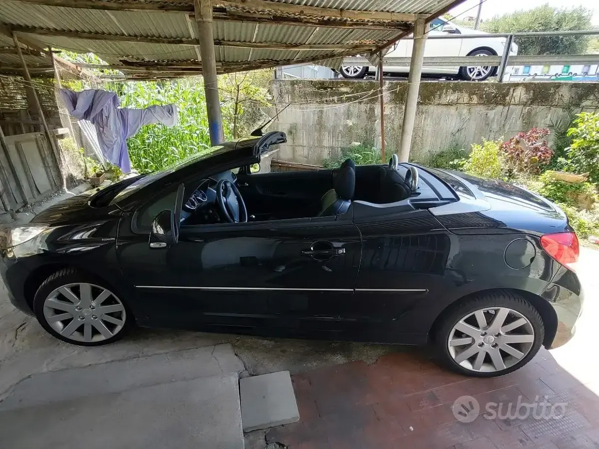 Usata Peugeot 207 112 CV (82 kW) 2014 Cabrio