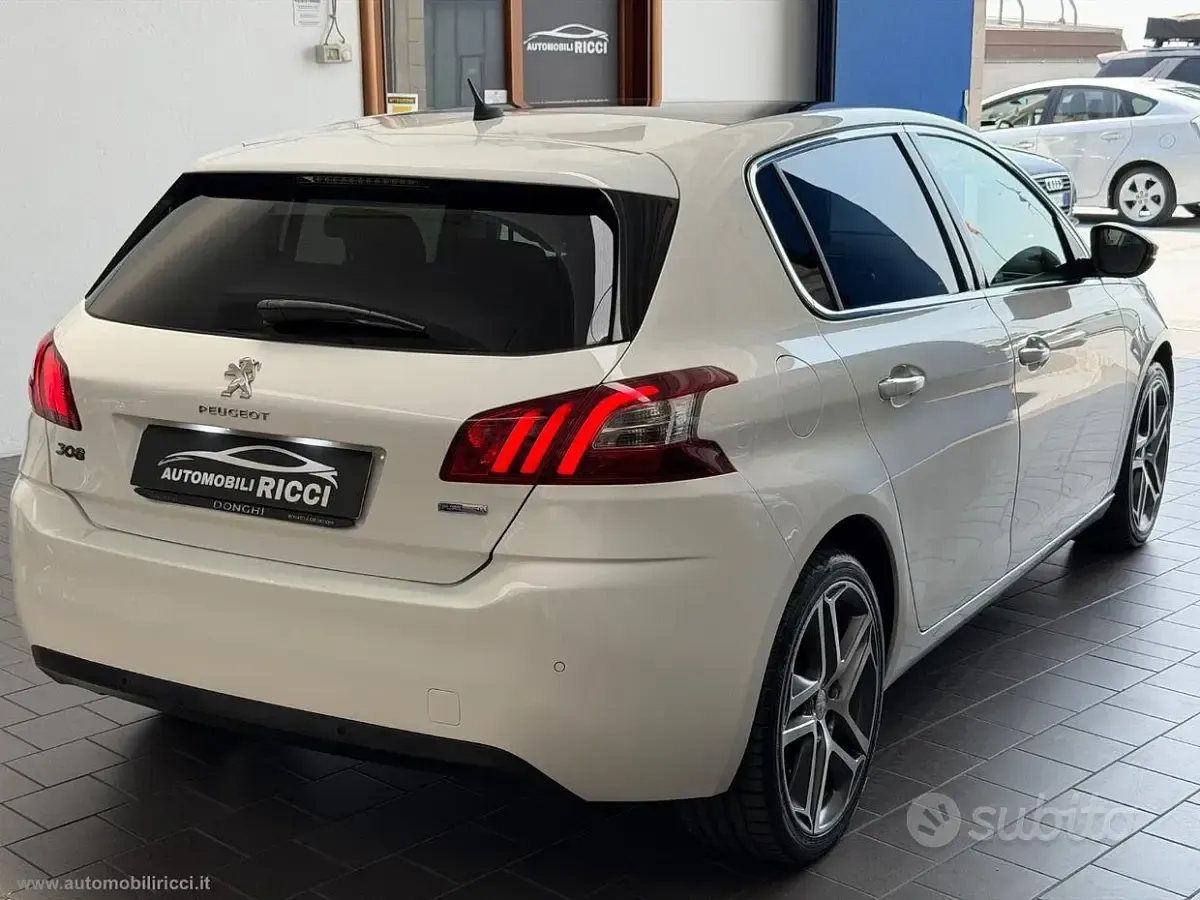 Usata Peugeot 308 Allure 131 CV (96 kW) 2016 Bianco Berlina