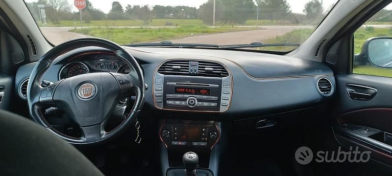 Usata Fiat Bravo 120 CV (88 kW) 2011 Grigio Utilitaria