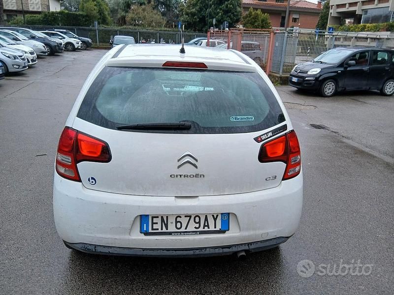 Usata Citroën C3 60 CV (44 kW) 2013 Bianco Utilitaria