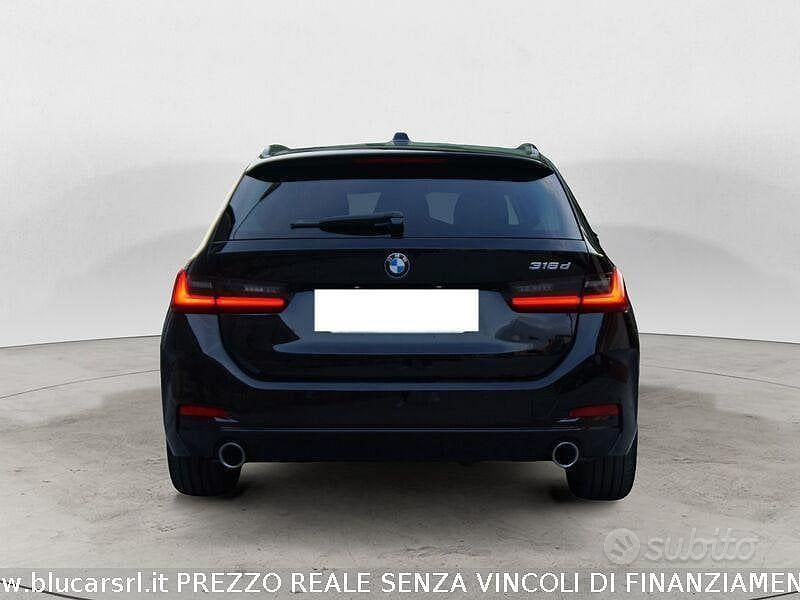 Usata BMW 316 Comfort Edition 122 CV (89 kW) 2023 Nero Station wagon