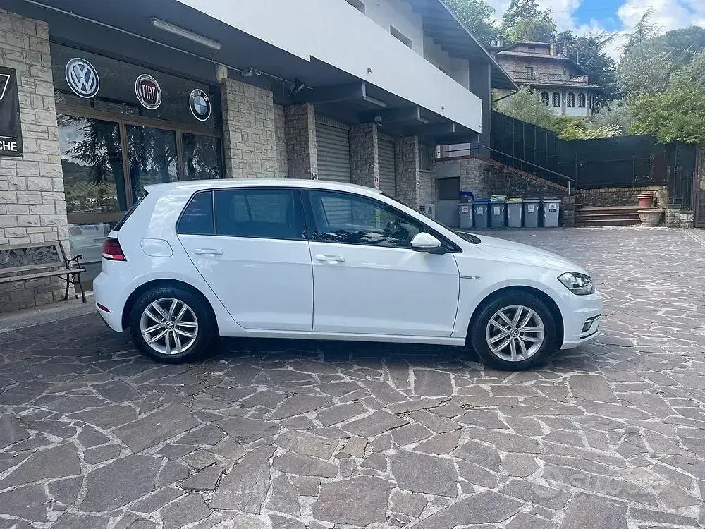 Usata VW Golf VII Executive 130 CV (95 kW) 2019 Bianco Berlina