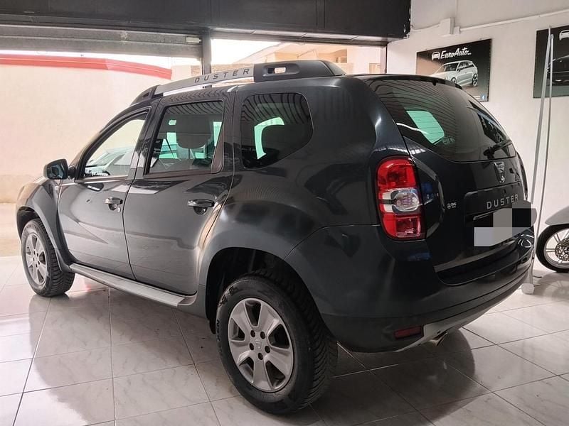 Usata Dacia Duster 110 CV (80 kW) 2015 Blu SUV