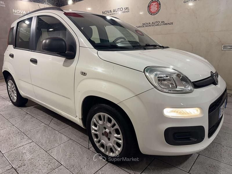 Usata Fiat Panda Easy 69 CV (50 kW) 2015 Bianco Utilitaria