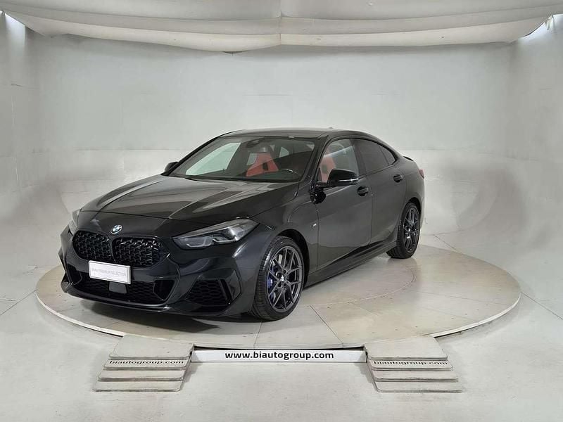 Nero Usata 2021 BMW M235 Comfort Edition Coupé | 29.900 € (Buon prezzo) - Immagine 1/3