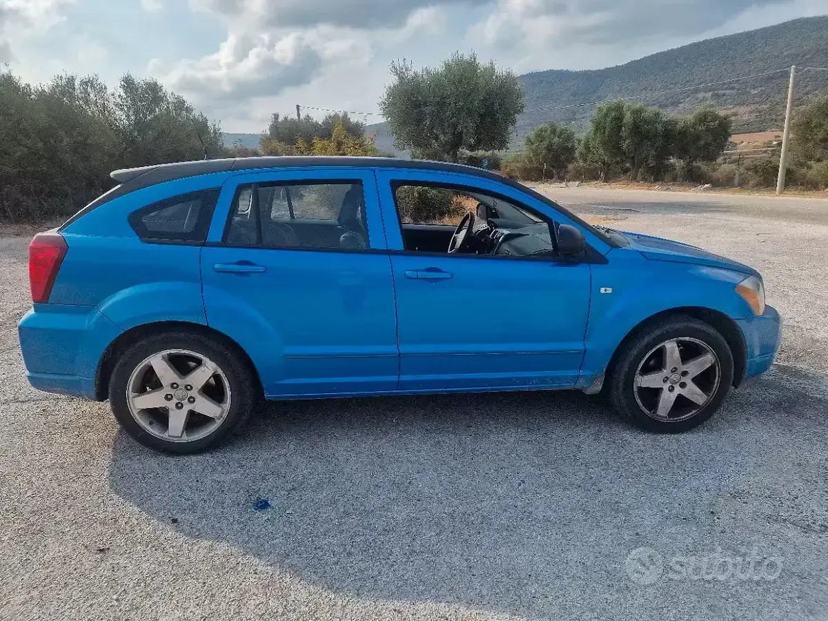Usata Dodge Caliber 140 CV (102 kW) 2008 Bluazzurro Utilitaria