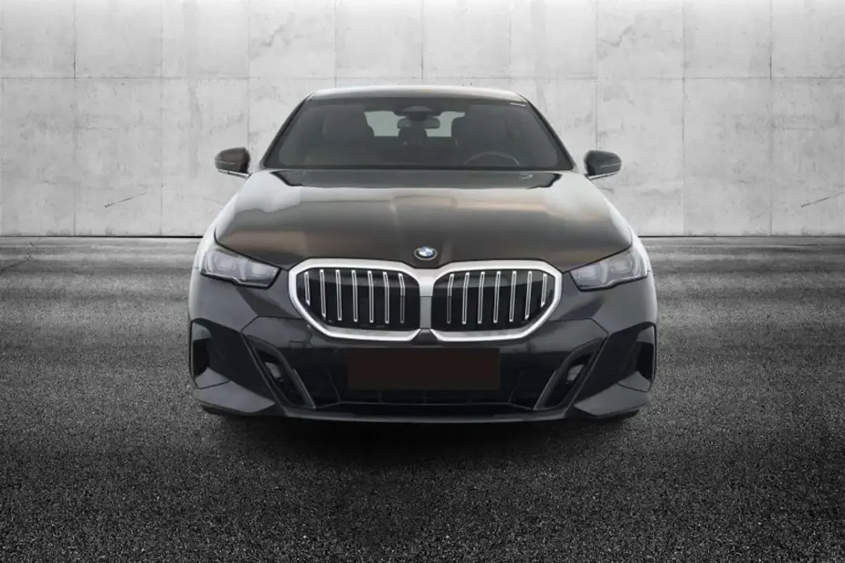Usata BMW 520 M Sport 197 CV (144 kW) 2024 Nero SUV