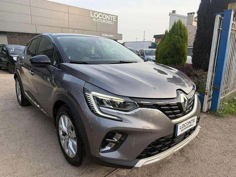 Usata Renault Captur Intens 101 CV (74 kW) 2021 Argento SUV