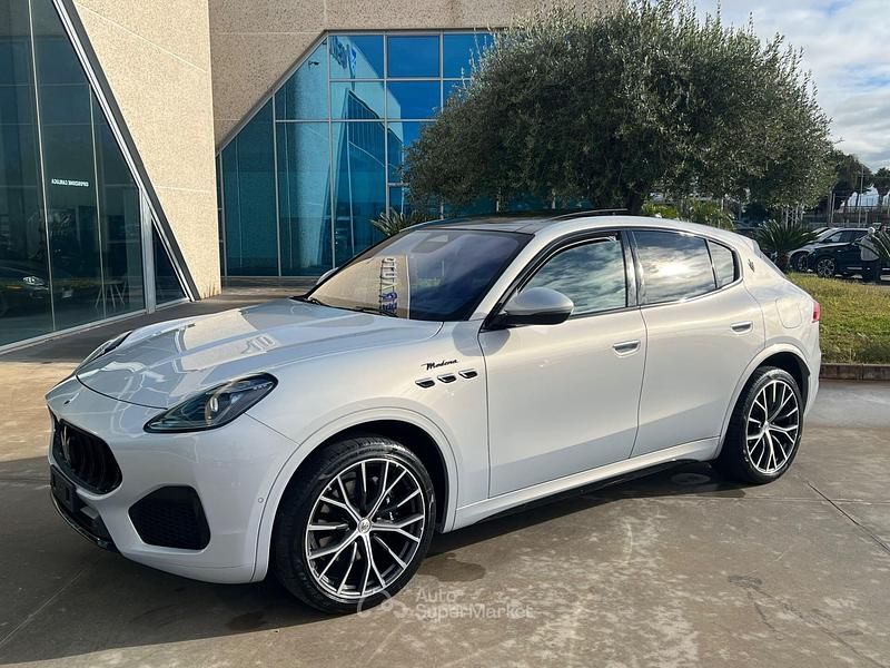 Usata Maserati Grecale 330 CV (242 kW) 2022 Blu SUV