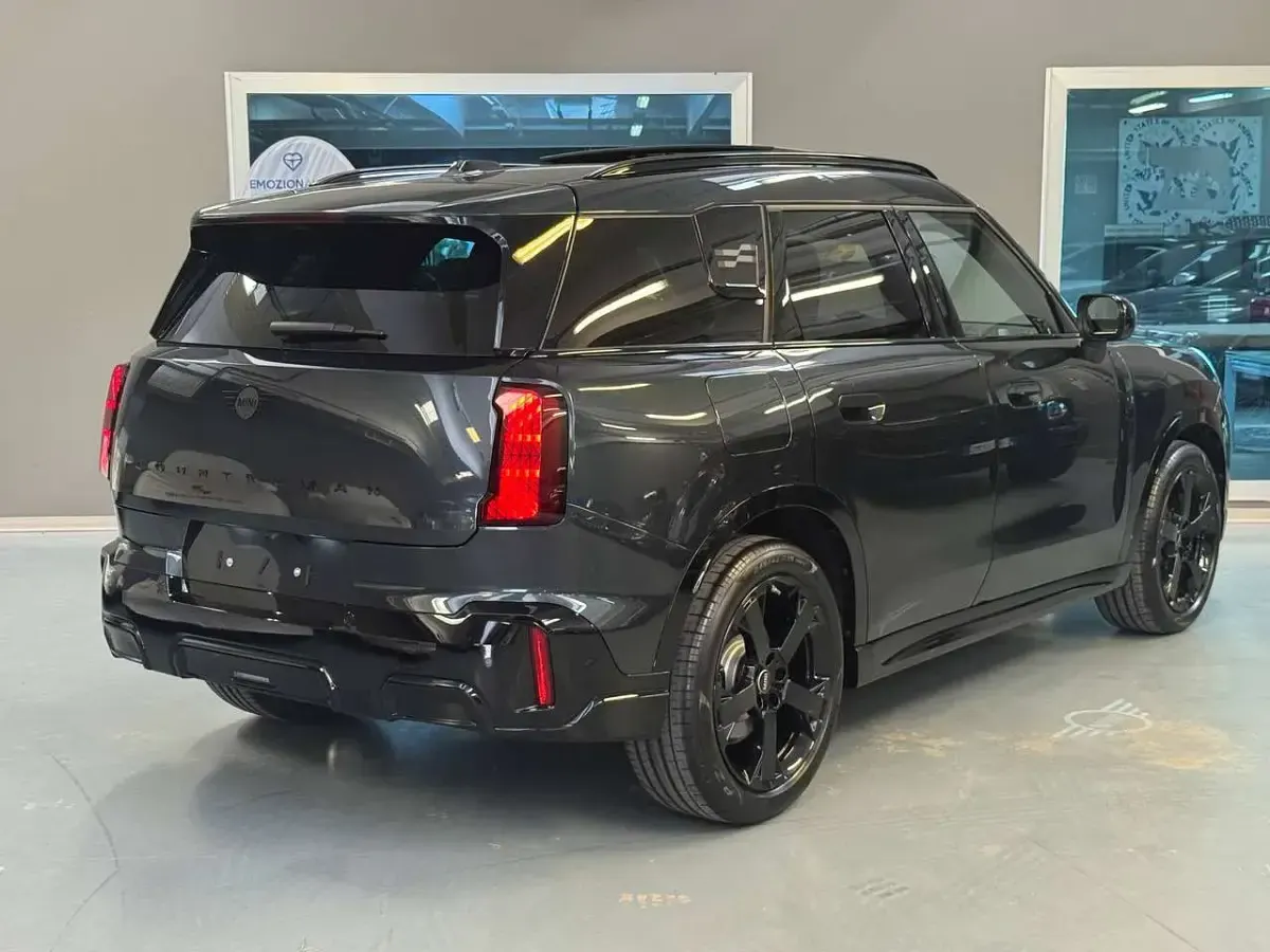 Usata Mini John Cooper Works Countryman 170 CV (125 kW) 2025 Legend grey SUV
