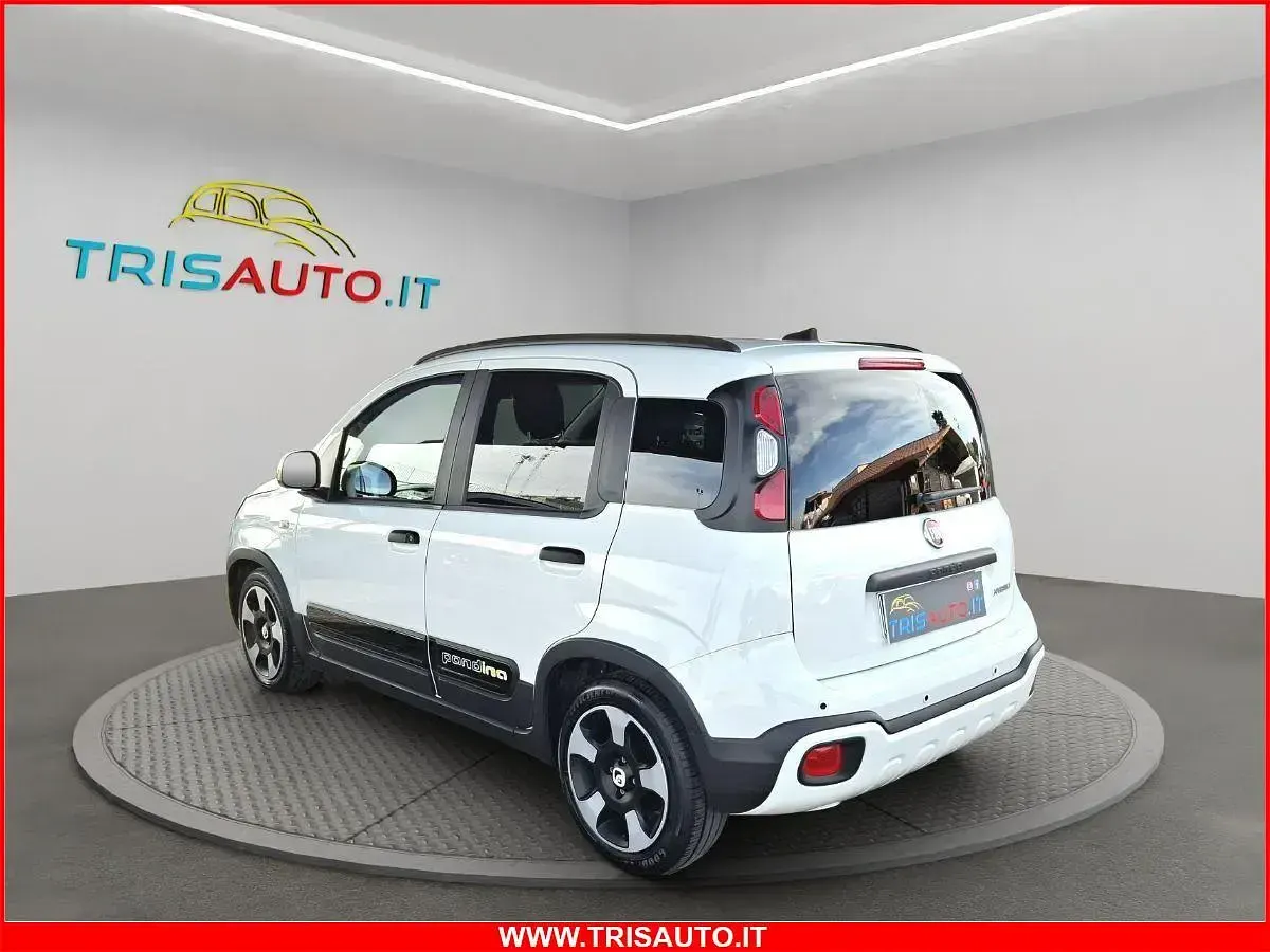 Usata Fiat Panda 71 CV (52 kW) 2025 Bianco Utilitaria