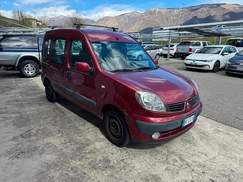 Usata Renault Kangoo 82 CV (60 kW) 2007 Rosso Monovolume