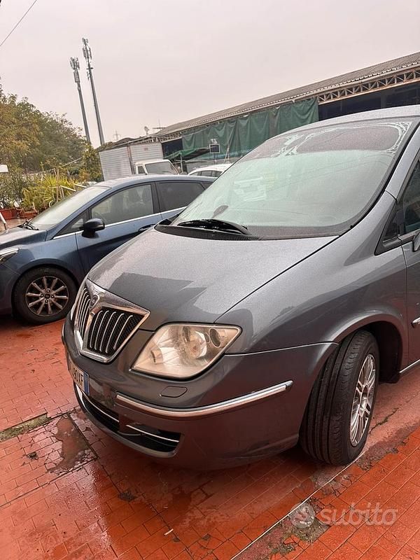 Usata Lancia Phedra 2009 Monovolume