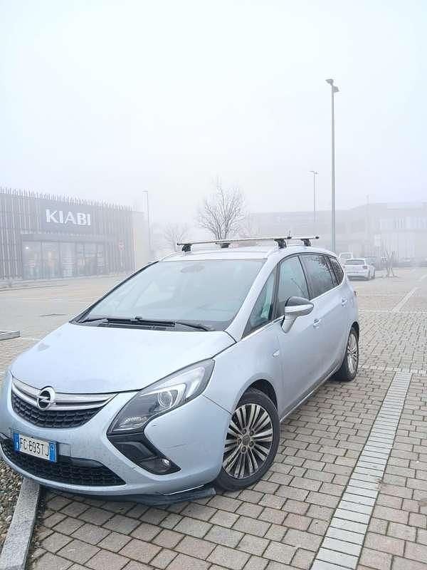 Usata Opel Zafira Tourer Cosmo 131 CV (96 kW) 2016 Monovolume