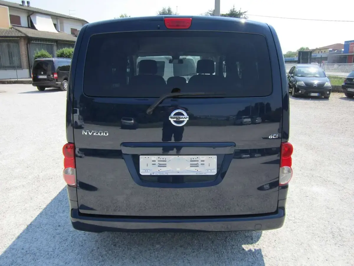 Usata Nissan Evalia 110 CV (80 kW) 2016 Blu/azzurro Monovolume
